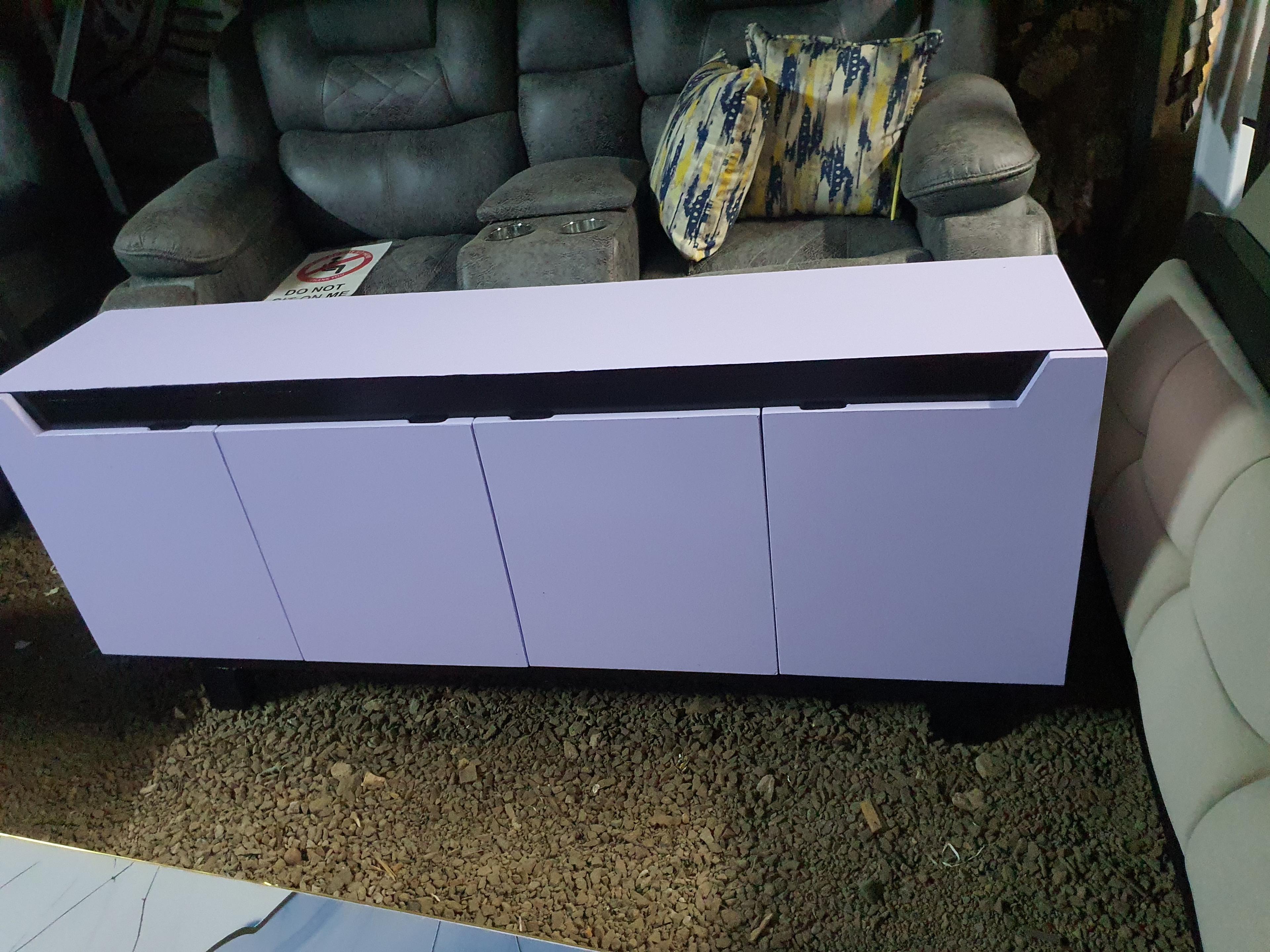 5 ft Tv stand